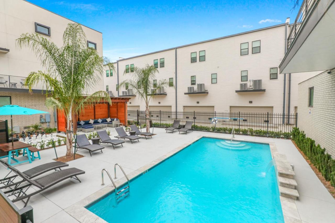 Modern 4Br Townhouse In Bienville Villas New Orleans Exterior photo