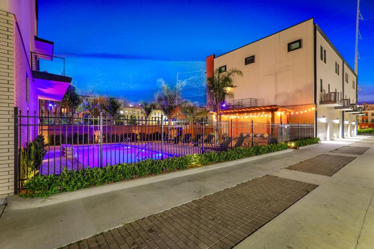 Modern 4Br Townhouse In Bienville Villas New Orleans Exterior photo